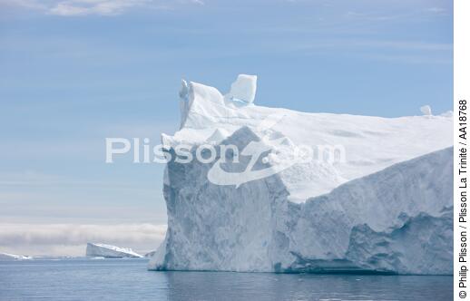Antarctique. - © Philip Plisson / Plisson La Trinité / AA18768 - Nos reportages photos - Glacier