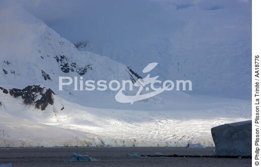 Antarctique. - © Philip Plisson / Plisson La Trinité / AA18776 - Nos reportages photos - Montagne