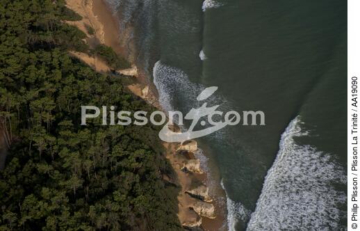 La côte vendéenne près de Bourgenay. - © Philip Plisson / Plisson La Trinité / AA19090 - Nos reportages photos - Ville [85]