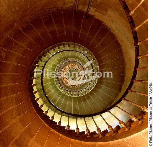 Escalier du phare de l'Ile de ré - © Philip Plisson / Plisson La Trinité / AA19401 - Nos reportages photos - Détails