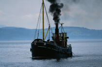 Petite caboteur à vapeur de la Clyde © Philip Plisson / Plisson La Trinité / AA19471 - Nos reportages photos - Rivière [Eco]