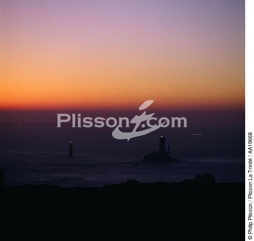 Le phare La Vieille en France - © Philip Plisson / Plisson La Trinité / AA19668 - Nos reportages photos - Nuit