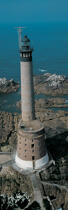 Le phare des roches Douvres en France © Philip Plisson / Plisson La Trinité / AA19669 - Nos reportages photos - Côtes d'Armor