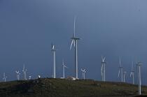 Champ d'éoliennes en Galice © Philip Plisson / Plisson La Trinité / AA19745 - Nos reportages photos - Espagne
