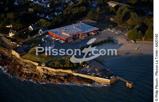 Sailing school, Saint-Pierre-Quiberon. - © Philip Plisson / Plisson La Trinité / AA20160 - Photo Galleries - Quiberon