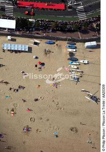 Pornichet beach. - © Philip Plisson / Plisson La Trinité / AA20309 - Photo Galleries - Crowd
