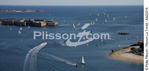 La citadelle de Port-Louis. - © Philip Plisson / Plisson La Trinité / AA20319 - Nos reportages photos - Rade de Lorient