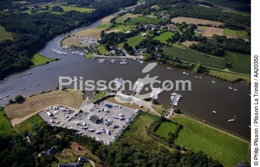 Port Foleux. - © Philip Plisson / Plisson La Trinité / AA20350 - Photo Galleries - River [56]