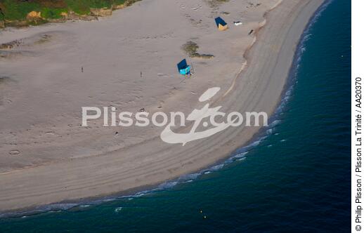 Beach of the Grands Sables, Groix island. - © Philip Plisson / Plisson La Trinité / AA20370 - Photo Galleries - Beach
