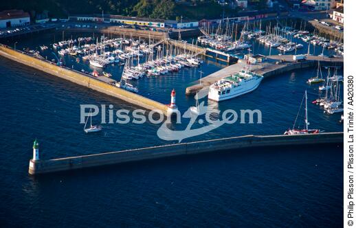 Port-Tudy,ile de Groix. - © Philip Plisson / Plisson La Trinité / AA20380 - Nos reportages photos - Port-Tudy