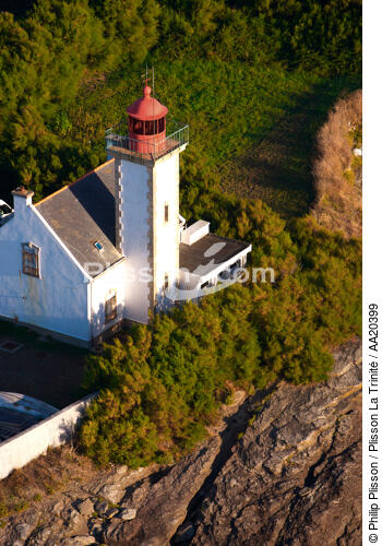 Lighthouse Pointe des Chats, Groix island. - © Philip Plisson / Plisson La Trinité / AA20399 - Photo Galleries - Lighthouse [56]