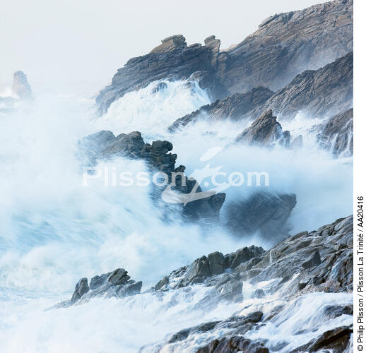 Quiberon, wild coast. - © Philip Plisson / Plisson La Trinité / AA20416 - Photo Galleries - Rock