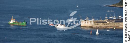 Port de Lorient. - © Philip Plisson / Plisson La Trinité / AA20511 - Nos reportages photos - Flotte