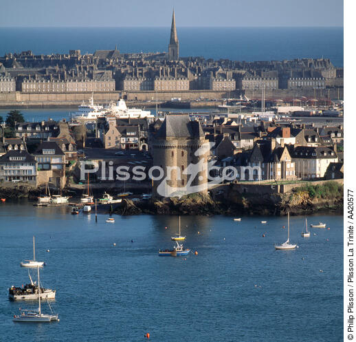 Saint-Malo - © Philip Plisson / Plisson La Trinité / AA20577 - Photo Galleries - Tower