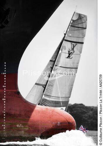 Louis Vuitton Pacific Series - © Guillaume Plisson / Plisson La Trinité / AA20709 - Photo Galleries - Stem
