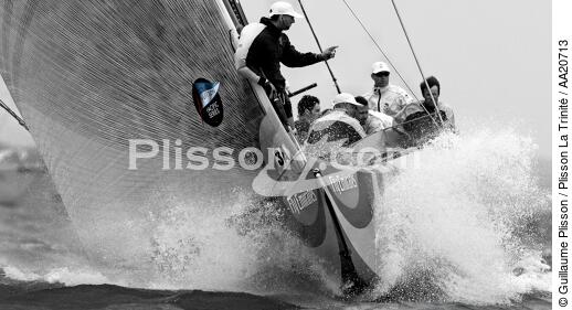 Louis Vuitton Pacific Series - © Guillaume Plisson / Plisson La Trinité / AA20713 - Nos reportages photos - Guillaume Plisson