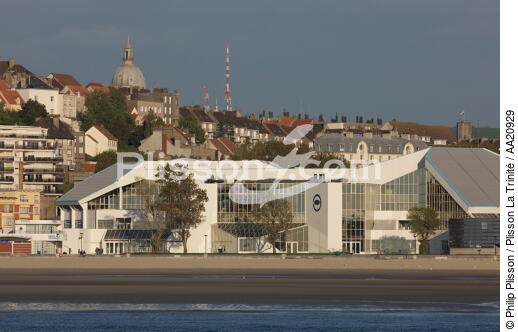 Boulogne. - © Philip Plisson / Plisson La Trinité / AA20929 - Photo Galleries - From Dunkerque to la Baie de Somme
