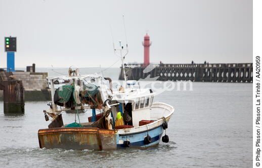 Boulogne. - © Philip Plisson / Plisson La Trinité / AA20959 - Nos reportages photos - De Dunkerque à la Baie de Somme