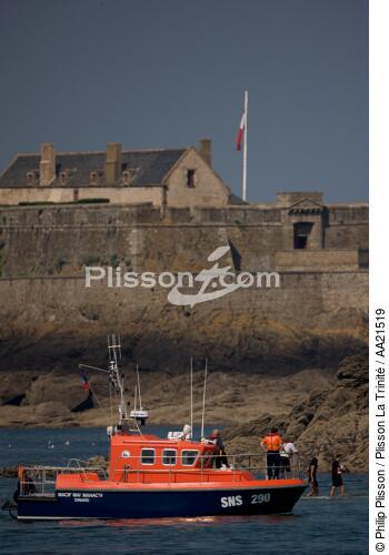 Le Fort National devant Saint-Malo. - © Philip Plisson / Plisson La Trinité / AA21519 - Nos reportages photos - Saint-Malo
