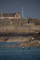 Le Fort National devant Saint-Malo. © Philip Plisson / Plisson La Trinité / AA21520 - Nos reportages photos - Saint-Malo