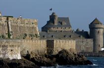 Saint-Malo. © Philip Plisson / Plisson La Trinité / AA21546 - Photo Galleries - Emerald Coast [The]
