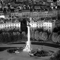 Bordeaux, monument aux girondins. © Philip Plisson / Plisson La Trinité / AA21927 - Nos reportages photos - Noir et blanc