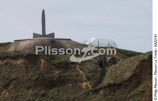 La Pointe du Hoc. - © Philip Plisson / Plisson La Trinité / AA22161 - Nos reportages photos - Monument historique