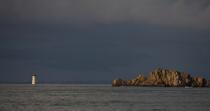 Le phare de la Pierre de Herpin. © Philip Plisson / Plisson La Trinité / AA22371 - Nos reportages photos - 16/9 horizontal
