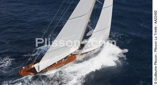 Shamrock V. - © Guillaume Plisson / Plisson La Trinité / AA22492 - Photo Galleries - J Class yacht