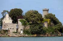 Le château de Péhou à Plouër-sur-Rance © Philip Plisson / Plisson La Trinité / AA22680 - Nos reportages photos - Monument historique