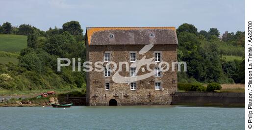 The mill Mordreuc. - © Philip Plisson / Plisson La Trinité / AA22700 - Photo Galleries - Tidal mill