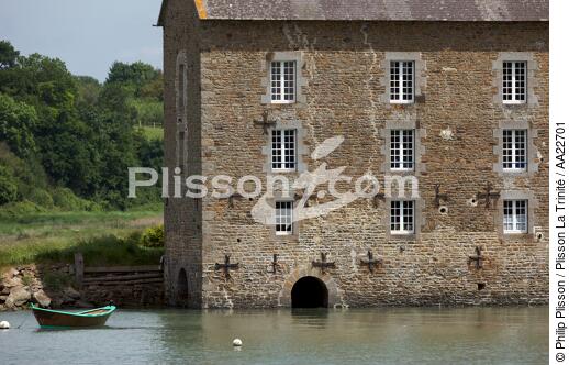 Le moulin de Mordreuc. - © Philip Plisson / Plisson La Trinité / AA22701 - Nos reportages photos - Moulin à marée