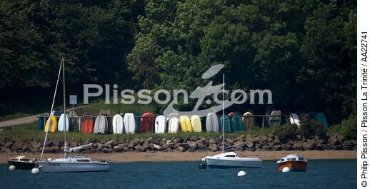 On the Rance. - © Philip Plisson / Plisson La Trinité / AA22741 - Photo Galleries - Rowing boat