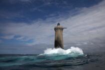 Le phare du Four. © Philip Plisson / Plisson La Trinité / AA22783 - Nos reportages photos - Phares France