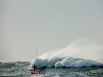 Lifeboat - SNSM © Philip Plisson / Plisson La Trinité / AA23125 - Photo Galleries - Rough seas