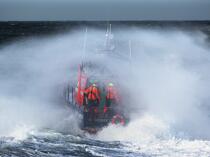 Canot de sauvetage - SNSM © Philip Plisson / Plisson La Trinité / AA23152 - Nos reportages photos - Mer agitée
