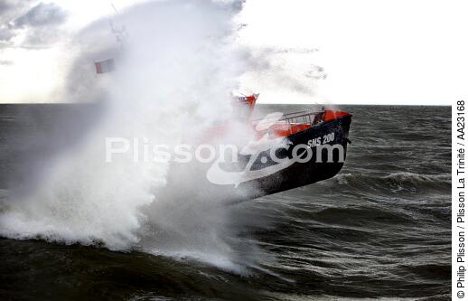 Lifeboat. - © Philip Plisson / Plisson La Trinité / AA23168 - Photo Galleries - Sea