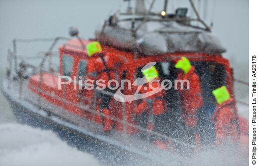 Canot de sauvetage - SNSM - © Philip Plisson / Plisson La Trinité / AA23178 - Nos reportages photos - Canot de sauvetage