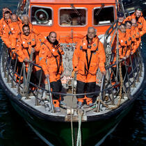 Life Boat from St Malo Station © Philip Plisson / Plisson La Trinité / AA23194 - Photo Galleries - Lifeboat society