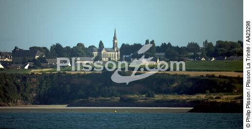 Saint-Brieuc bay - © Philip Plisson / Plisson La Trinité / AA23298 - Photo Galleries - Church steeple