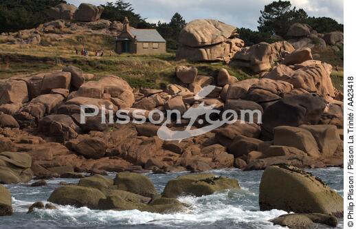 Ploumanac'h sur la côte de granit rose. - © Philip Plisson / Plisson La Trinité / AA23418 - Nos reportages photos - Ploumanac'h