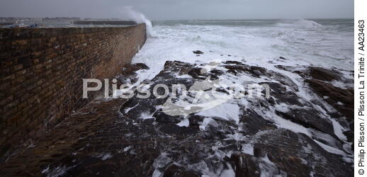 Gale on Quiberon - © Philip Plisson / Plisson La Trinité / AA23463 - Photo Galleries - Quiberon