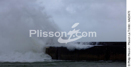 Gale on Quiberon - © Philip Plisson / Plisson La Trinité / AA23470 - Photo Galleries - Storms
