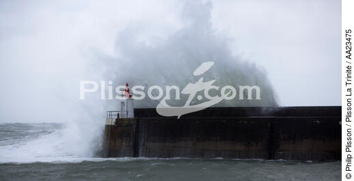 Gale on Quiberon - © Philip Plisson / Plisson La Trinité / AA23475 - Photo Galleries - Storms