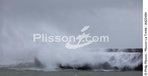 Gale on Quiberon - © Philip Plisson / Plisson La Trinité / AA23484 - Photo Galleries - Rough weather
