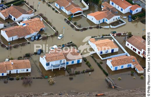 La Faute sur mer - © Philip Plisson / Plisson La Trinité / AA23815 - Photo Galleries - Flood