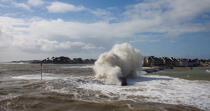Lomner © Philip Plisson / Plisson La Trinité / AA23934 - Photo Galleries - Storm at sea