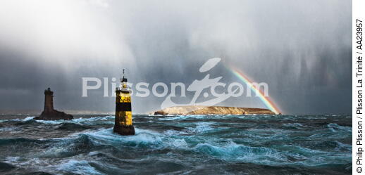 Pointe du Raz - © Philip Plisson / Plisson La Trinité / AA23957 - Photo Galleries - Plogoff