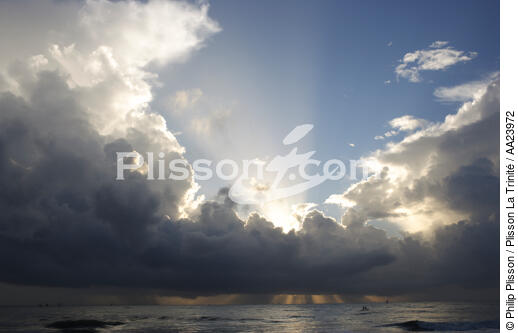 Heaven Caponga Brazil. - © Philip Plisson / Plisson La Trinité / AA23972 - Photo Galleries - Stormy sky