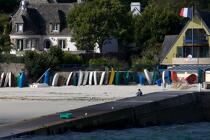 Beg Meil dans la baie de Concarneau © Philip Plisson / Plisson La Trinité / AA24079 - Nos reportages photos - De Bénodet à Etel